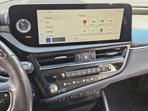 Used 2023 Lexus ES 300h Ultra Luxury w/ Accessory Package (Z2) image 15