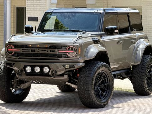 Used 2026 Ford Bronco Raptor AWD/4WD image 1