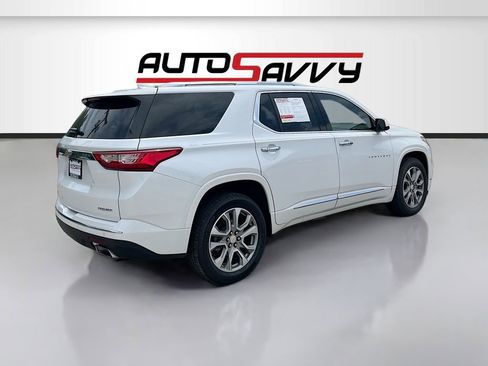 Used 2020 Chevrolet Traverse Premier FWD image 7