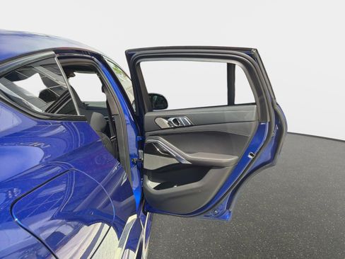 Used 2026 BMW X6 M Competition image 26