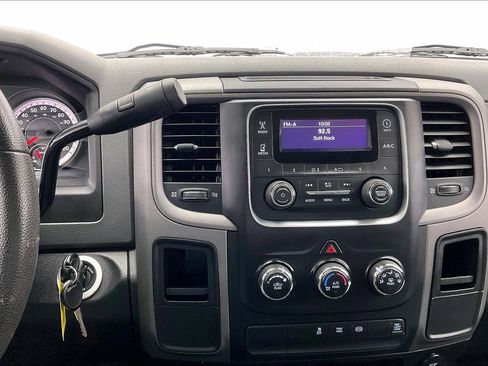 Used 2013 RAM 2500 Tradesman w/ Chrome Appearance Group image 5