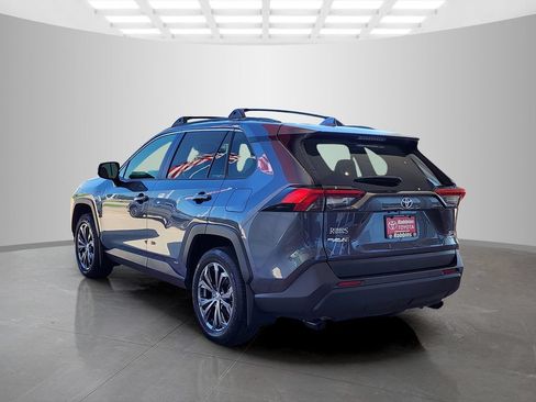 Used 2023 Toyota RAV4 XLE Premium AWD/4WD image 7