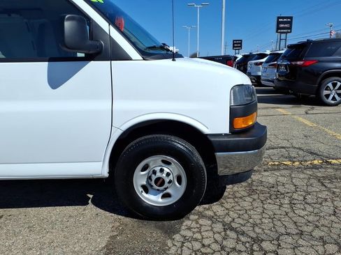 Certified 2025 GMC Savana 2500 Extended w/ Driver Convenience Package RWD image 22
