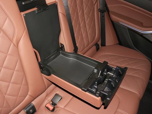 Certified 2024 BMW X5 xDrive40i w/ M Sport Package image 20