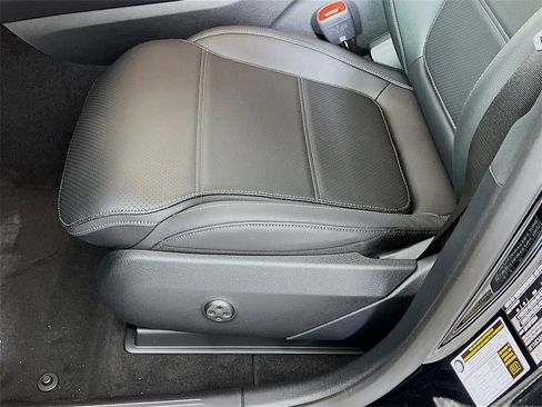 New 2025 Mercedes-Benz GLC 300 4MATIC image 20