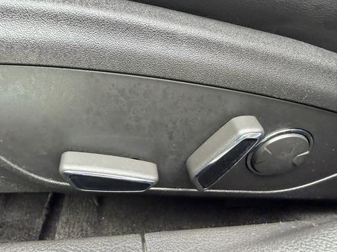 Used 2014 Lincoln MKZ AWD w/ Equipment Group 102A Reserve image 21