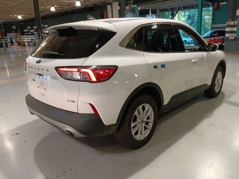 Used 2020 Ford Escape SE AWD/4WD image 8