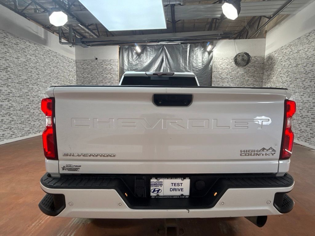 Used 2020 Chevrolet Silverado 2500 High Country w/ Z71 Off-Road Package AWD/4WD image 6