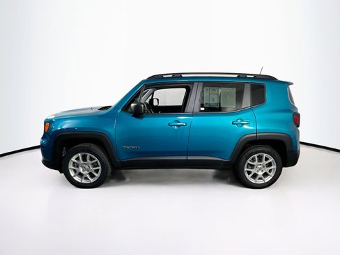 Used 2022 Jeep Renegade Latitude w/ Convenience Group AWD/4WD image 8