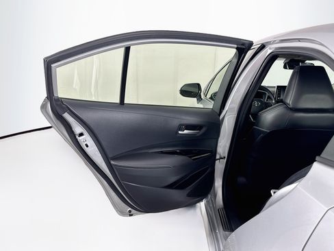 Used 2020 Toyota Corolla XLE w/ Body Protection Package FWD image 26