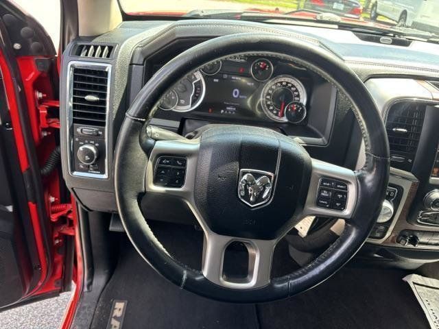 Used 2016 RAM 1500 Laramie AWD/4WD image 10