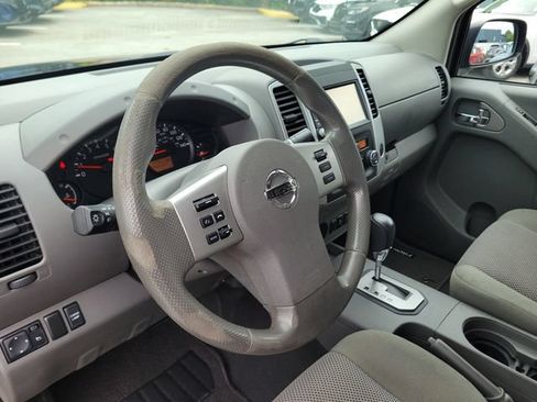 Used 2020 Nissan Frontier SV RWD image 19