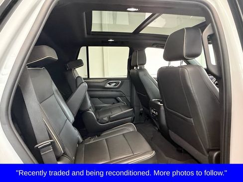 Used 2021 Chevrolet Tahoe Premier w/ Premium Package RWD image 18