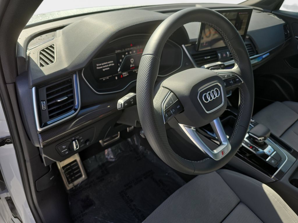 Certified 2025 Audi SQ5 Premium Plus w/ Premium Plus Package AWD/4WD image 23