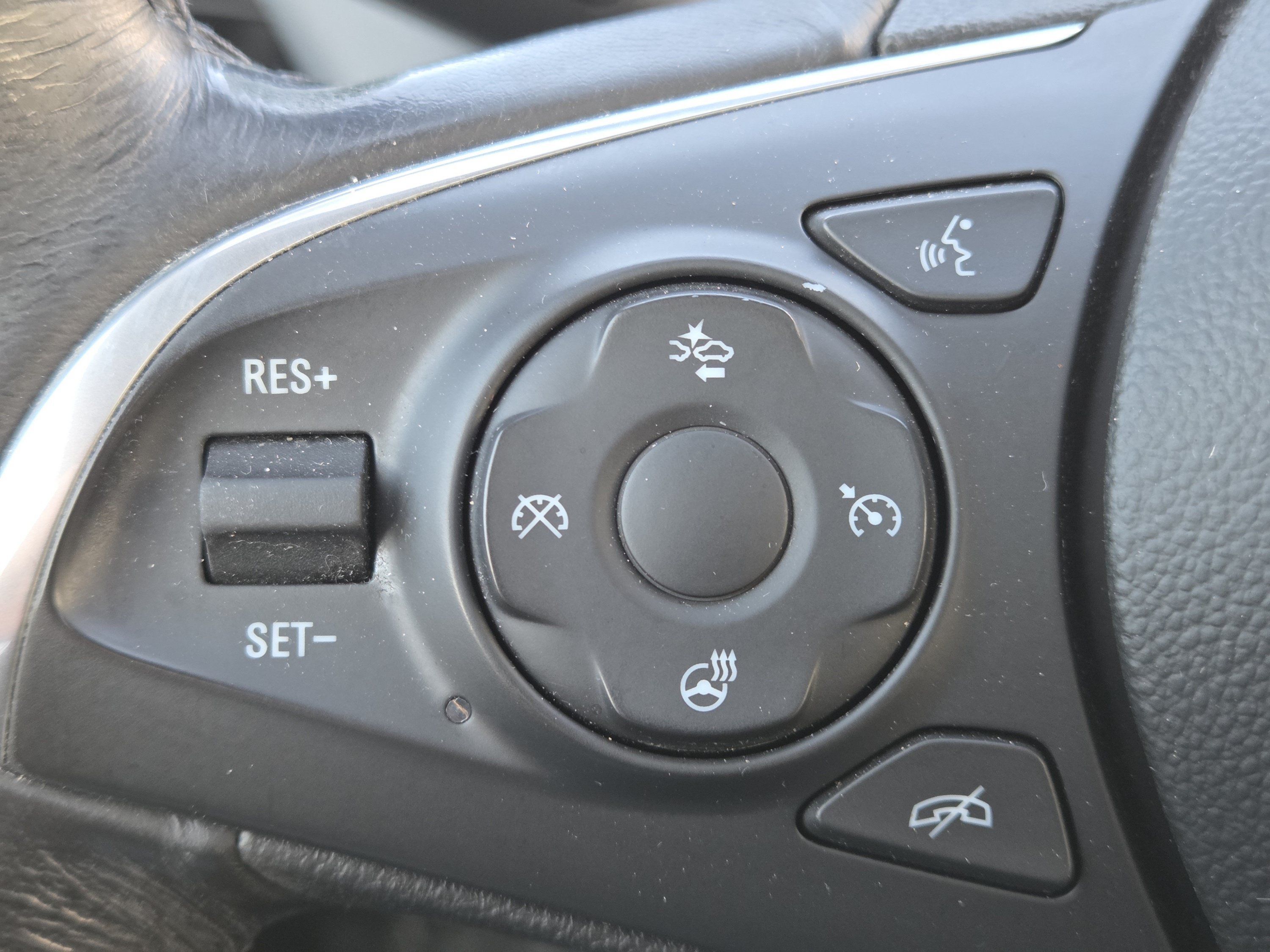 Used 2021 Buick Enclave Premium w/ Sun and Sites Package AWD/4WD image 16