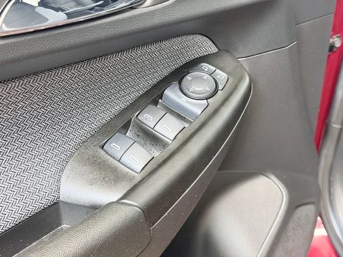 Used 2023 Chevrolet TrailBlazer LT FWD image 10
