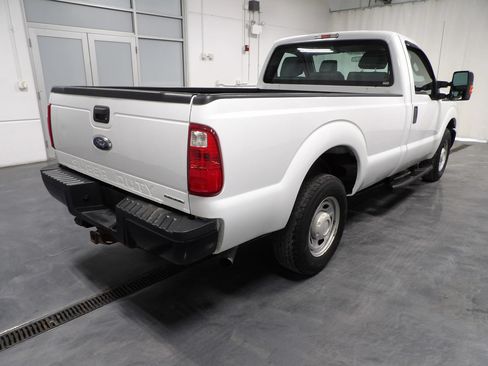 Used 2016 Ford F250 XL w/ Power Equipment Group RWD image 7