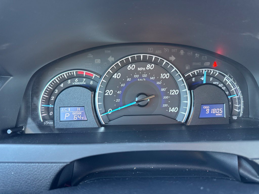 Used 2013 Toyota Camry XLE FWD image 29