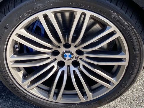 Used 2019 BMW M550i xDrive AWD/4WD image 26