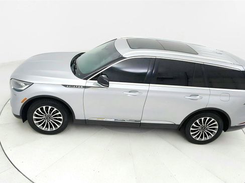 Used 2020 Lincoln Aviator Reserve w/ Elements Package Plus AWD/4WD image 14