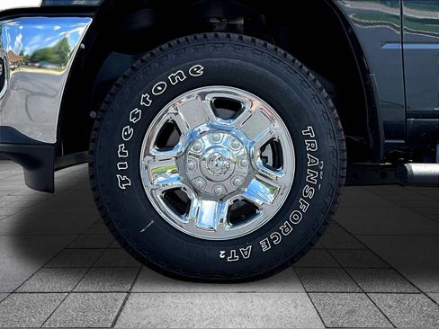 Used 2026 RAM 2500 Tradesman w/ Chrome Appearance Group AWD/4WD image 33