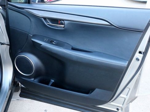 Used 2018 Lexus NX 300 FWD image 34