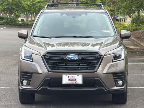 Used 2024 Subaru Forester Premium AWD/4WD image 9
