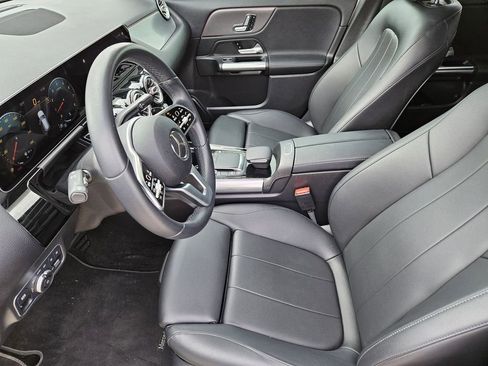 Used 2021 Mercedes-Benz GLA 250 image 13