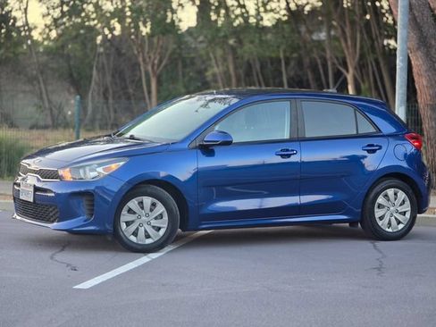 Used 2020 Kia Rio S FWD image 4