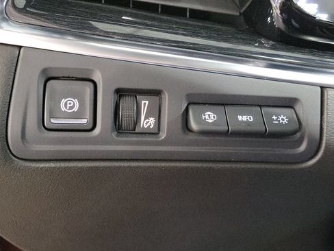 Used 2023 Cadillac XT5 Premium Luxury w/ Technology Package FWD image 20