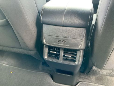 Used 2025 GMC Terrain Elevation image 29