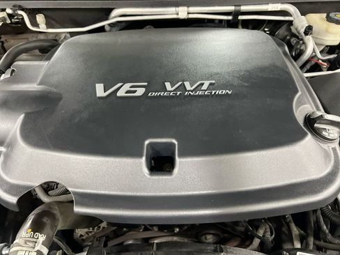 Used 2017 GMC Canyon SLE AWD/4WD image 23