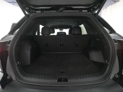 Used 2025 Chevrolet Equinox LT w/ Convenience Package II image 10