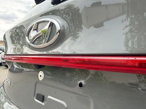 Used 2023 Hyundai Santa Fe Calligraphy AWD/4WD image 13