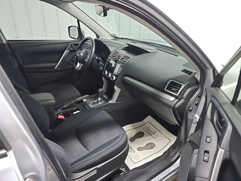 Used 2018 Subaru Forester 2.5i Premium w/ All-Weather Package AWD/4WD image 16