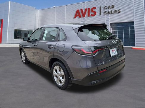 Used 2025 Honda HR-V LX image 9