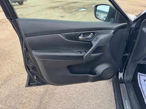 Used 2014 Nissan Rogue SL image 12