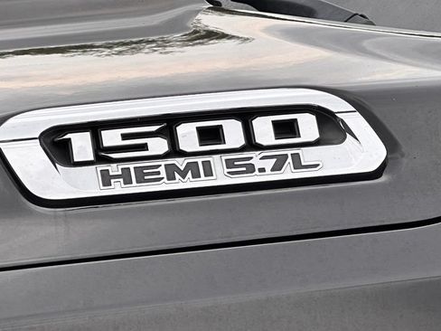 Used 2019 RAM 1500 Limited AWD/4WD image 11