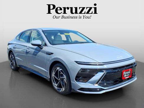 Used 2026 Hyundai Sonata SEL AWD/4WD image 1