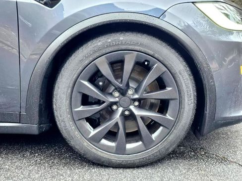 Used 2023 Tesla Model X image 17