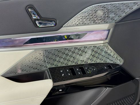 New 2026 BMW i7 xDrive60 w/ Executive Package image 21