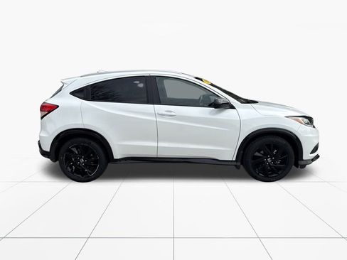 Used 2022 Honda HR-V Sport image 10