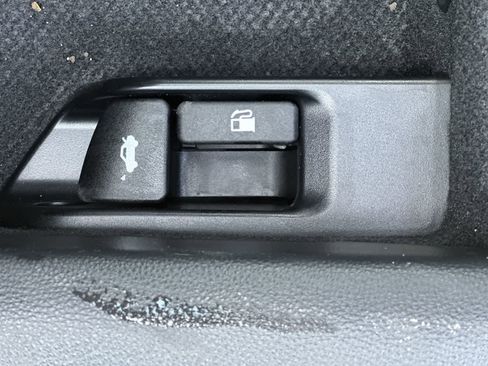 New 2026 Toyota Corolla LE image 19