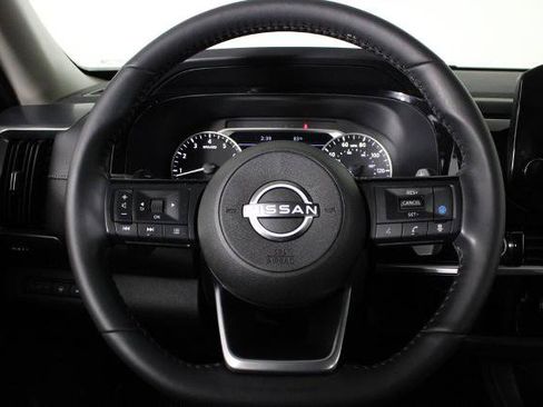 Certified 2024 Nissan Pathfinder SL FWD image 10
