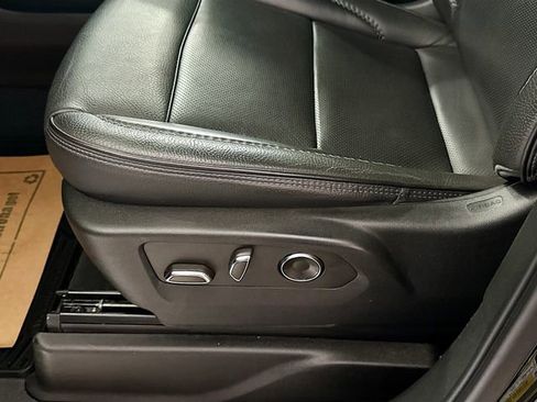 Used 2021 GMC Yukon Denali AWD/4WD image 21