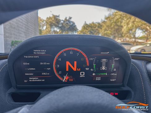 Used 2022 McLaren 765LT image 17