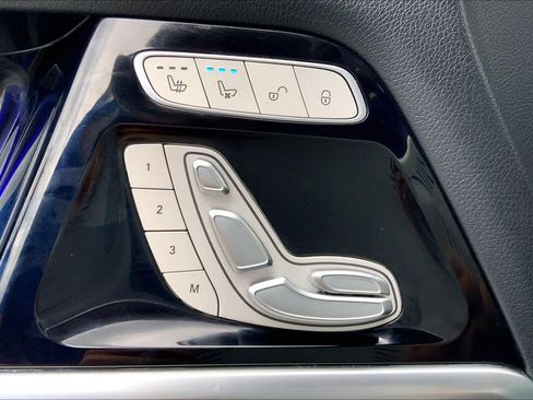 Used 2019 Mercedes-Benz G 550 image 32