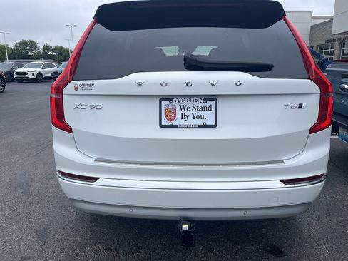 Used 2022 Volvo XC90 T6 Inscription w/ Lounge Package image 4