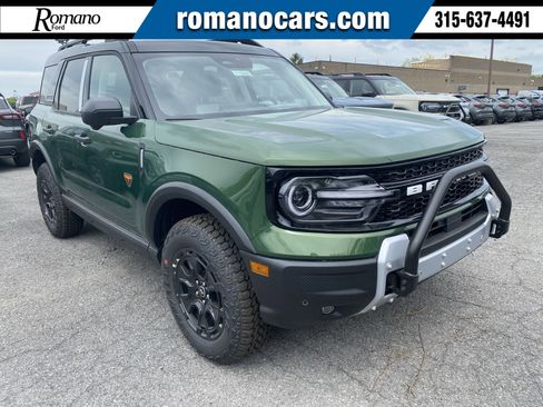 New 2025 Ford Bronco Sport Badlands w/ Sasquatch Badlands Package AWD/4WD image 1
