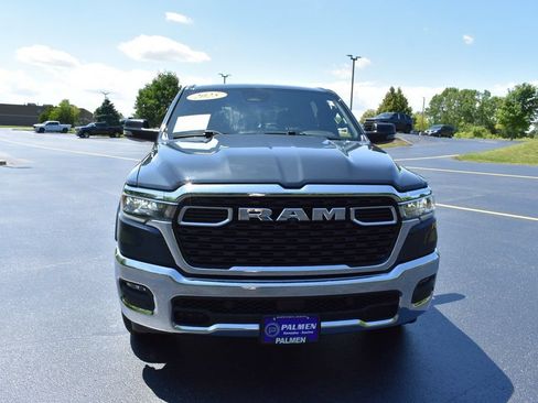 Used 2025 RAM 1500 Big Horn AWD/4WD image 2